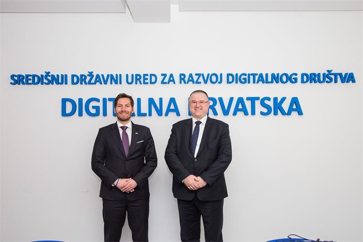 Slika /slike/DOGAĐAJ/2022/slovenski ministar Andrijanič i državni tajnik Gršić (002).jpg
